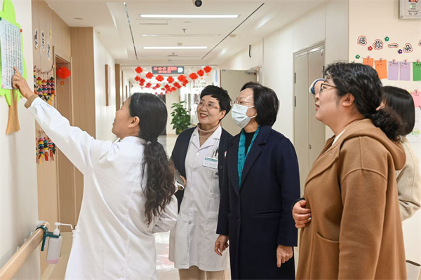 保定理工學(xué)院康復(fù)醫(yī)學(xué)院攜手河北東籬養(yǎng)老集團(tuán)共探“產(chǎn)教融合、協(xié)同育人”新路徑