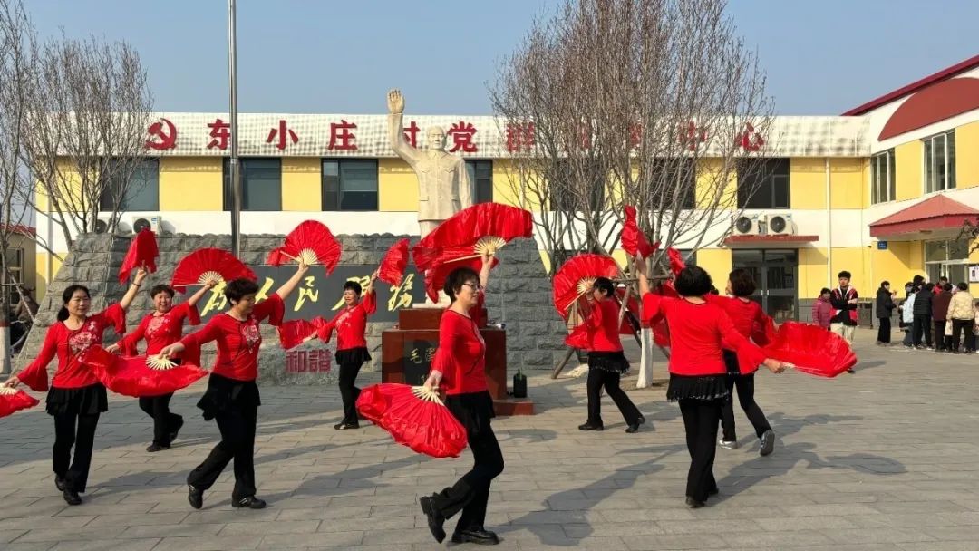 “春映東莊，巾幗志愿繪新篇”經(jīng)濟(jì)學(xué)院志愿者服務(wù)隊(duì)前往東小莊開展志愿活動