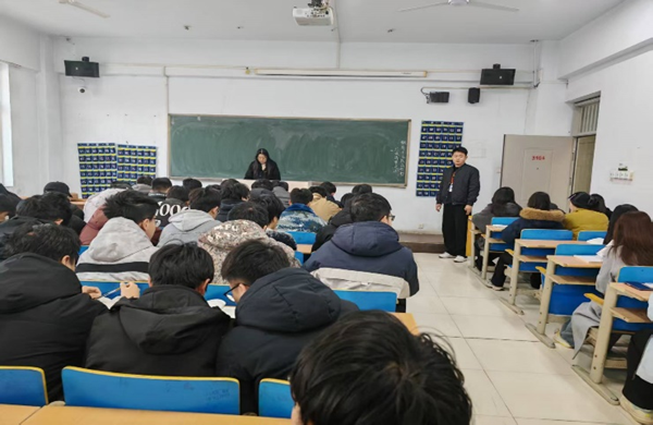 學(xué)風(fēng)建設(shè)|保定理工學(xué)院|管理學(xué)院|點(diǎn)燃學(xué)風(fēng)引擎，驅(qū)動(dòng)成長(zhǎng)航程