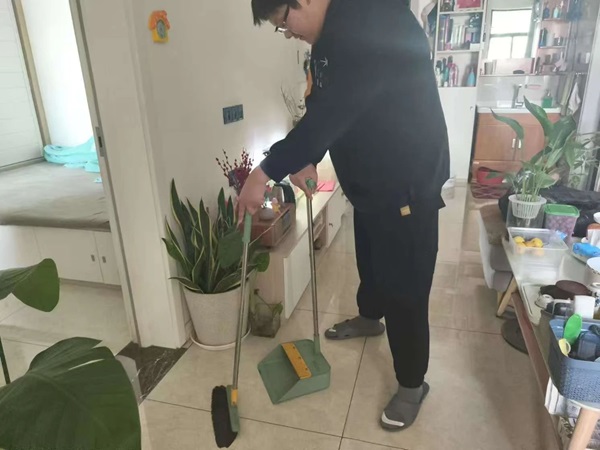 孝老愛親（八）|保定理工學(xué)院|管理學(xué)院|傳承美德，學(xué)生在行動(dòng)