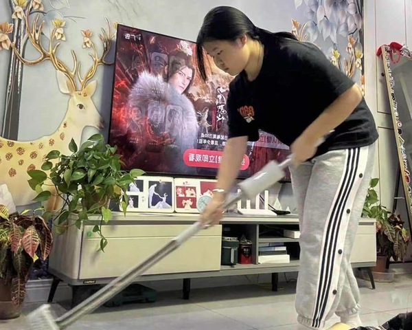 孝老愛親（九）|保定理工學(xué)院|管理學(xué)院|行孝老愛親，彰顯青春風(fēng)采