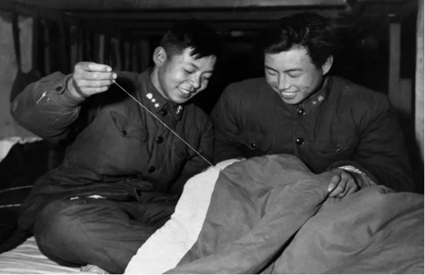 學(xué)習(xí)雷鋒|保定理工學(xué)院|管理學(xué)院|傳承雷鋒精神，共筑時(shí)代新風(fēng)