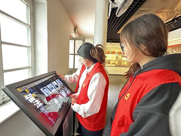 愛國教育|保定理工學(xué)院|管理學(xué)院|走進勤工儉學(xué)，追尋紅色足跡