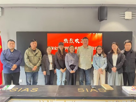 借他山之石琢玉，融兩校之長(zhǎng)育英 ——保定理工學(xué)院藝術(shù)學(xué)院赴鄭州西亞斯學(xué)院考察交流