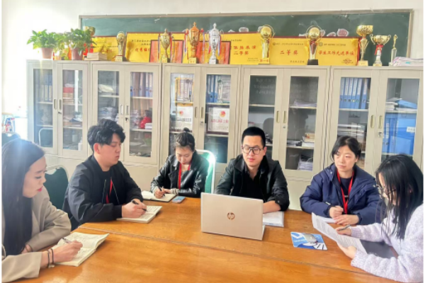 【輔育新知，管培賦能】守護心靈，健康成長——保定理工學院經(jīng)濟學院成功舉辦輔導員心理危機干預培訓會