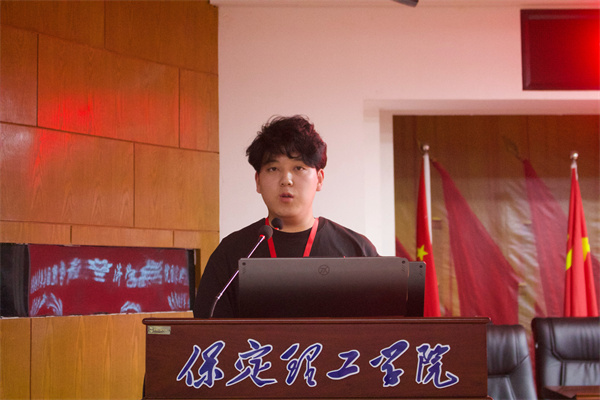 以榜樣之光，照亮奮進(jìn)之路——康復(fù)醫(yī)學(xué)院學(xué)風(fēng)建設(shè)標(biāo)兵頒獎(jiǎng)儀式圓滿結(jié)束