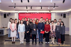 武大問(wèn)道研教藝，外院載智悟中國(guó)