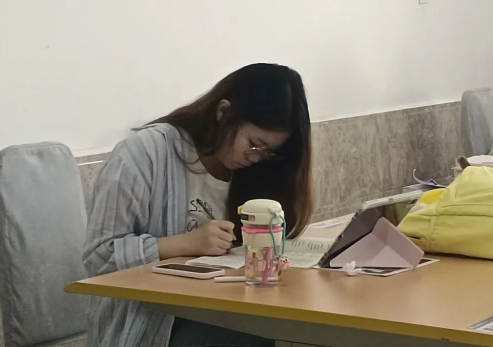 書香潤心田，閱讀啟新篇——世界讀書日