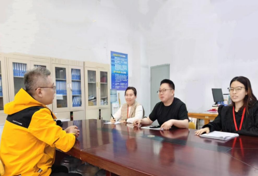 保定理工學(xué)院會(huì)計(jì)學(xué)院走訪惠友集團(tuán)