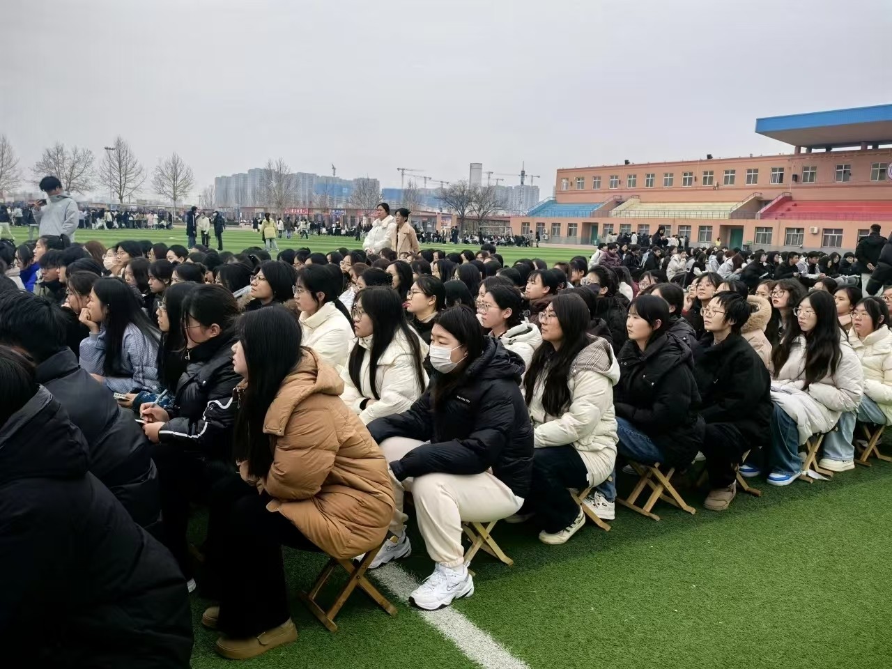 探索職業(yè)航道，校準(zhǔn)人生羅盤