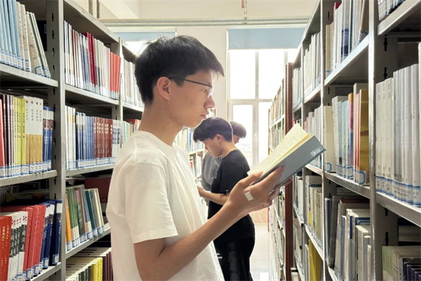 【書香啟智，經韻潤心】春光美如斯，讀書正當時——世界讀書日閱讀活動