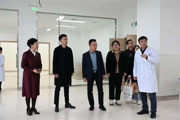 【基地賦能，人才共育】保定理工學(xué)院康復(fù)醫(yī)學(xué)院與河北東籬集團教學(xué)實習(xí)基地簽約揭牌儀式圓滿舉行