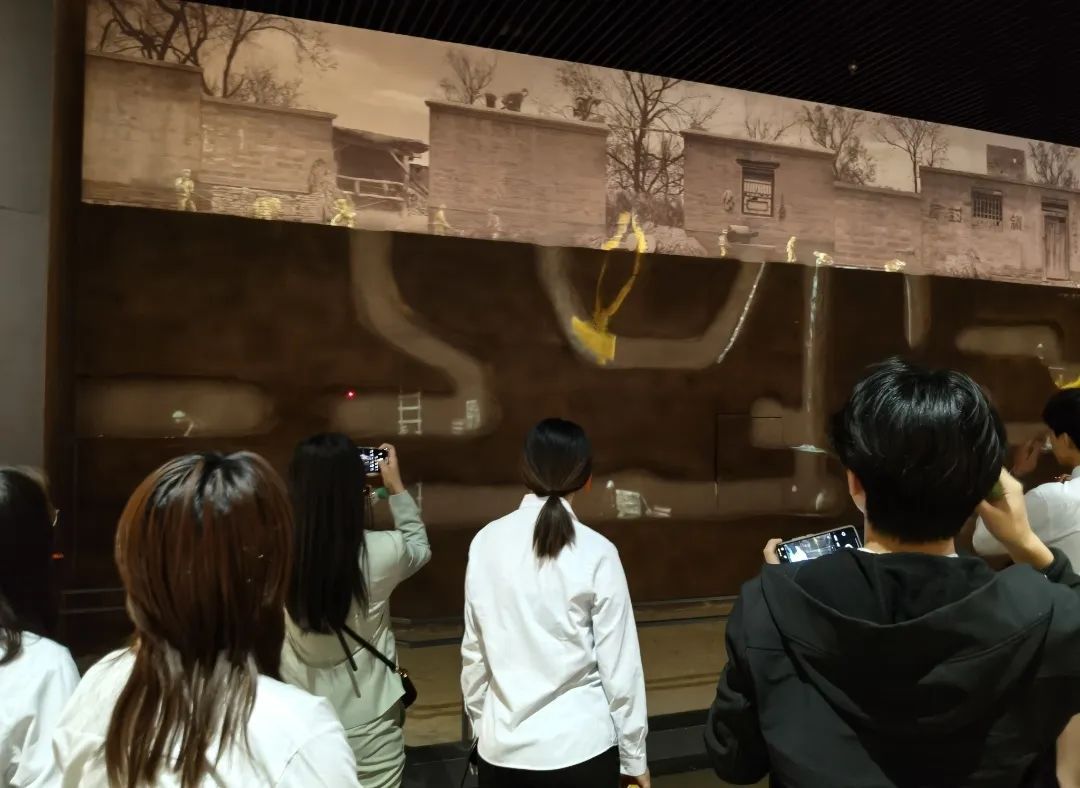 探地道烽火，承精神血脈