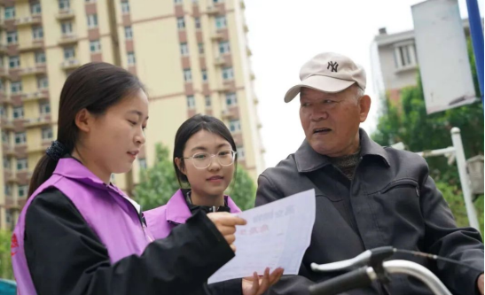 守護頭頂安全?，共建平安社區(qū)