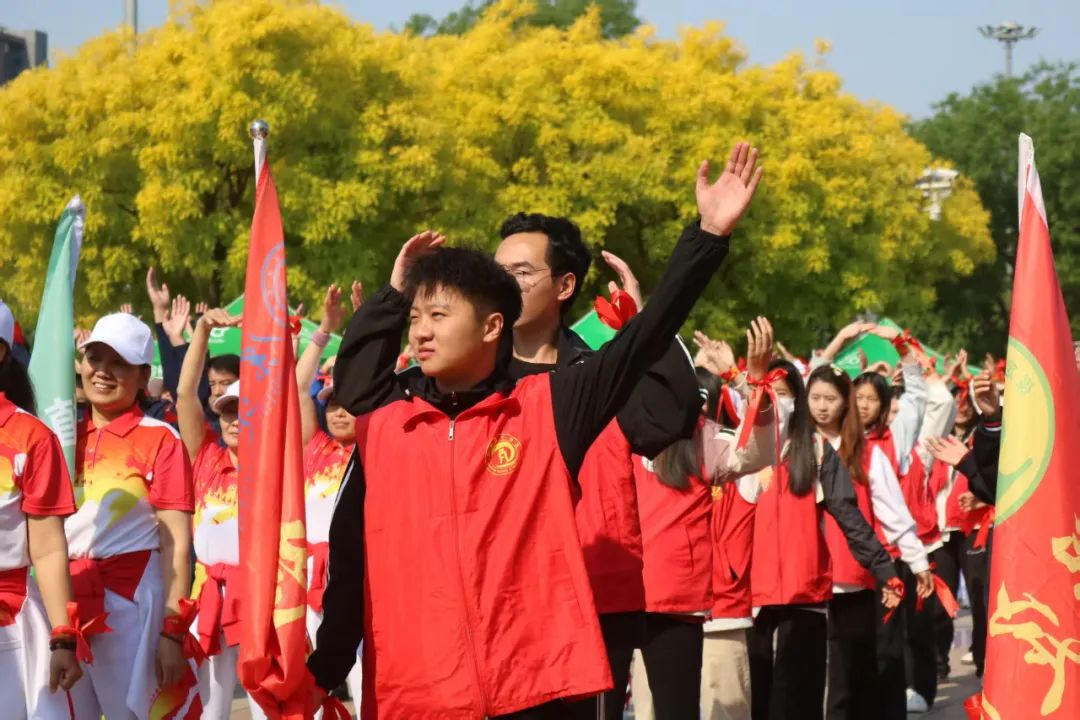 公益同行，青春奮進