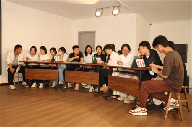 保定理工學(xué)院成功舉辦2025年大學(xué)生人文知識(shí)競(jìng)賽
