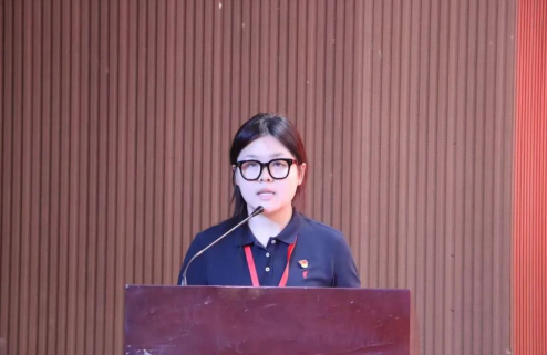 勞礪心智展風(fēng)采  競逐學(xué)識樹標(biāo)兵--“勞礪心智，踐促成長”知識競賽活動