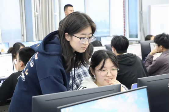 以賽促學：精研財稅拼實力，細究法務賽真知——會計學院第一屆財稅實操技能大賽