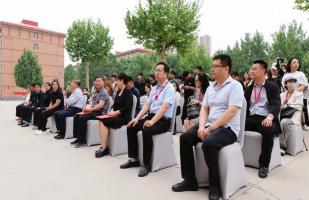 保定理工學(xué)院藝術(shù)學(xué)院 2025 屆畢業(yè)設(shè)計(jì)作品 展盛大開(kāi)幕 ，校企共賞藝術(shù)盛宴