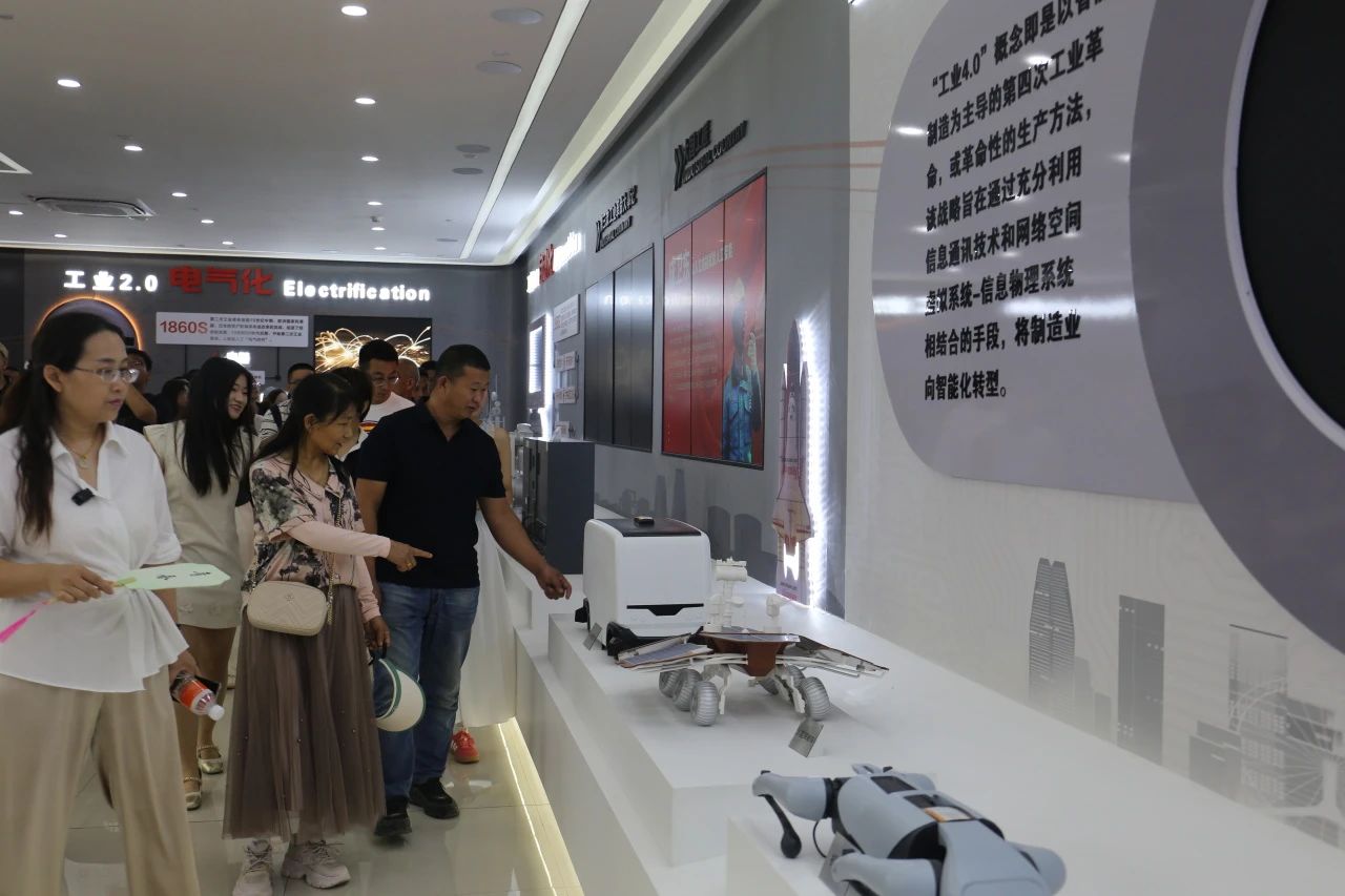 保定理工學院‖教育學院‖遇見未來，共育花開—2025屆教育學院家長接待日圓滿完成