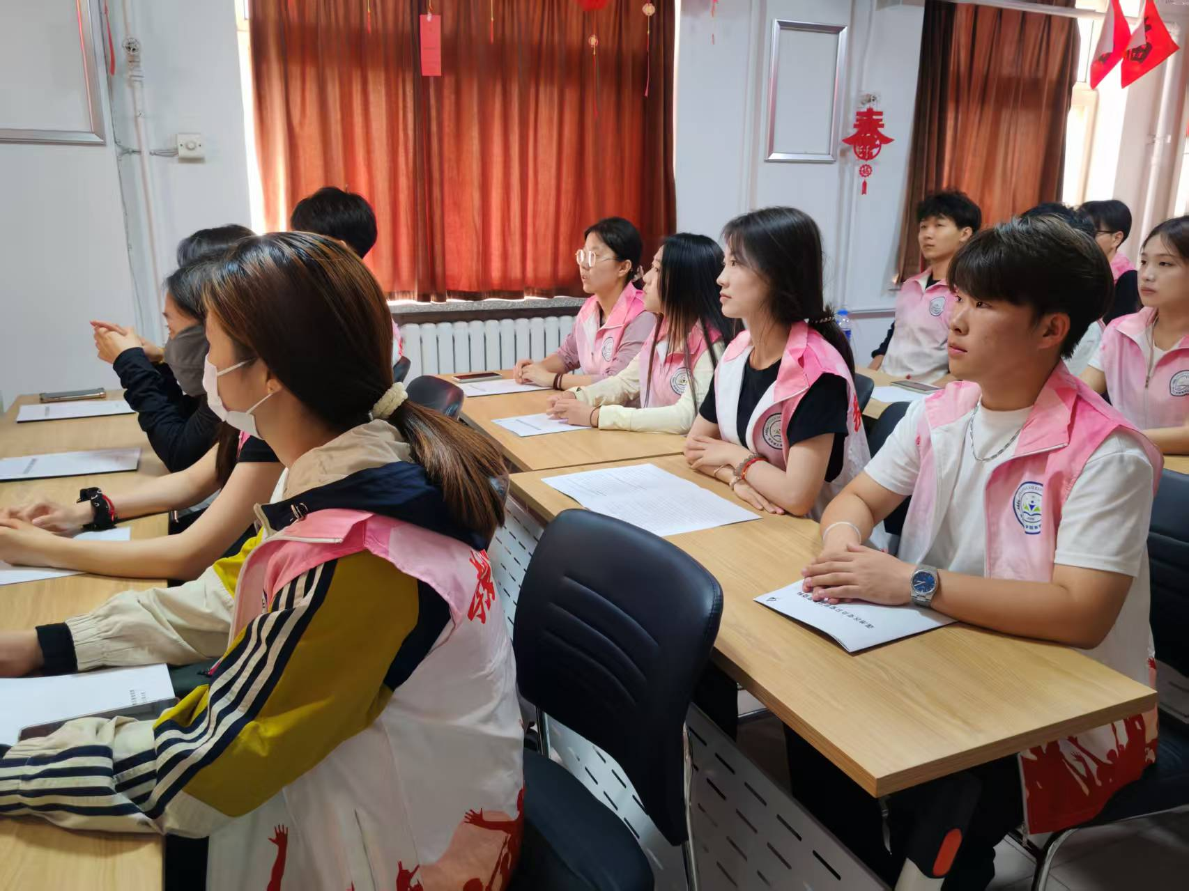 保定理工學(xué)院‖教育學(xué)院‖青春志愿映初心，紅色薪火共傳承