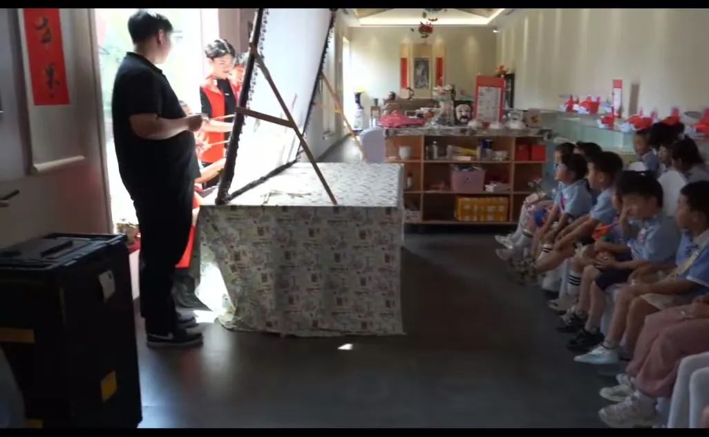 童心探非遺 志愿暖時(shí)光 ——南北非遺博物館志愿溫情活動(dòng)順利開(kāi)展